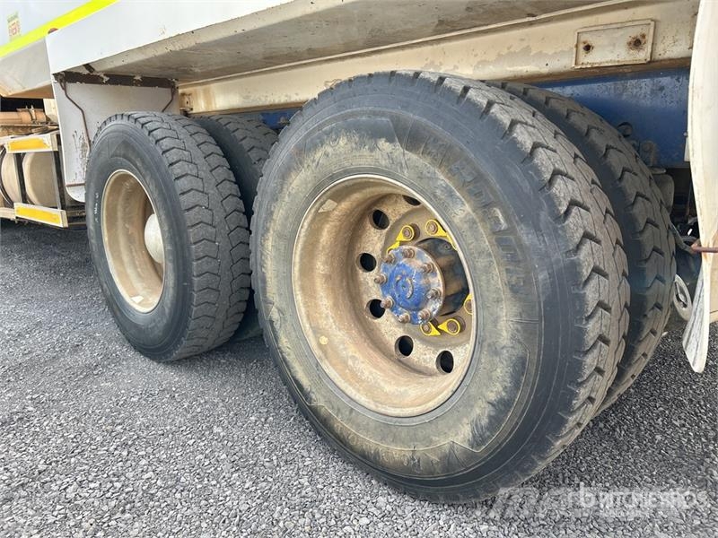 Kenworth T608 10000 L 6x4 Water Truck Kamioni za vodu