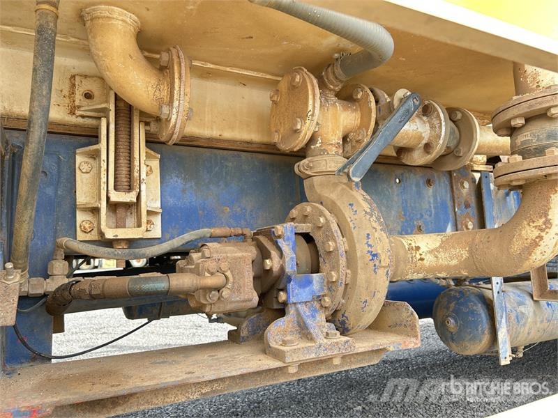 Kenworth T608 10000 L 6x4 Water Truck Kamioni za vodu