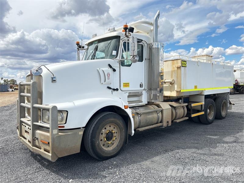 Kenworth T608 10000 L 6x4 Water Truck Kamioni za vodu