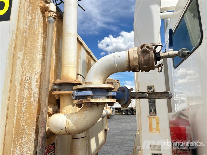 Kenworth T608 10000 L 6x4 Water Truck Kamioni za vodu