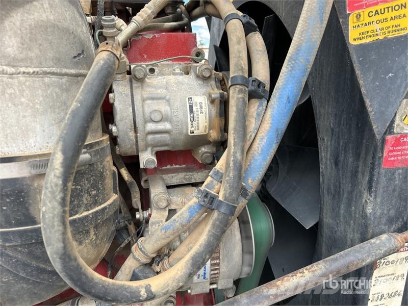 Kenworth T608 10000 L 6x4 Water Truck Kamioni za vodu