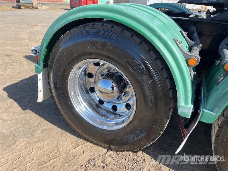 Kenworth T610 6x4 T/A Sleeper Truck Tractor Dragbilar