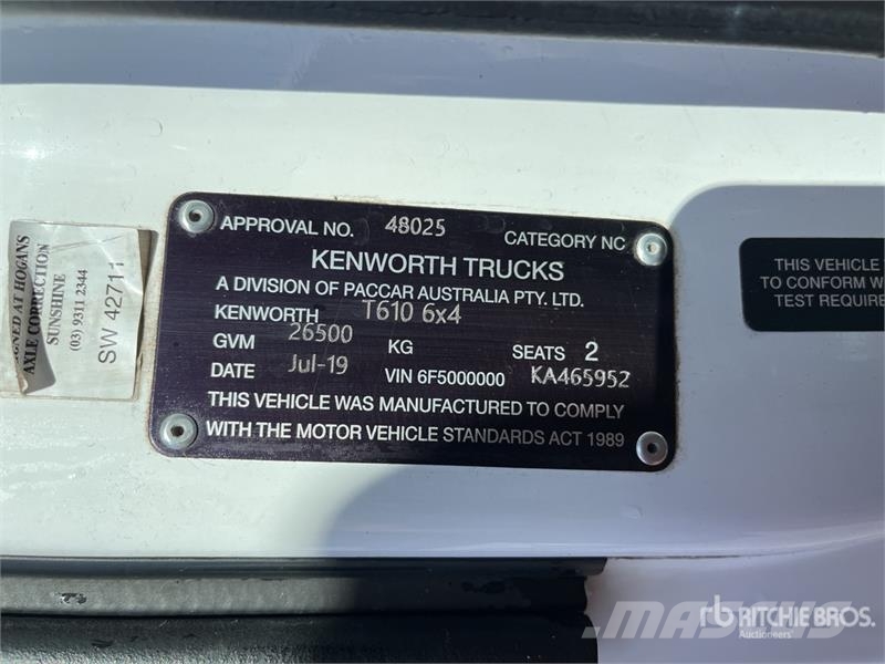 Kenworth T610 6x4 T/A Sleeper Truck Tractor Dragbilar