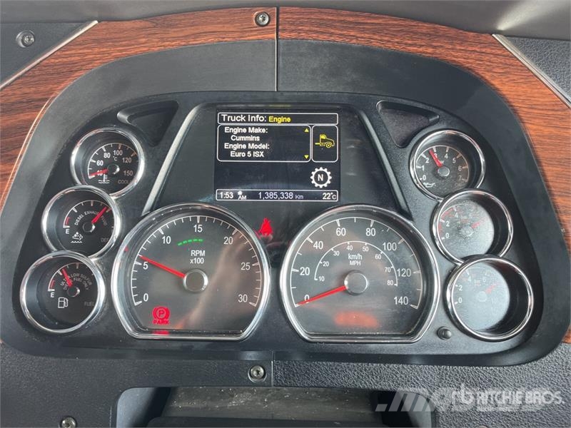 Kenworth T610 6x4 T/A Sleeper Truck Tractor Sadulveokid