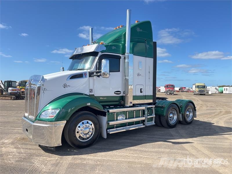 Kenworth T610 6x4 T/A Sleeper Truck Tractor Trækkere