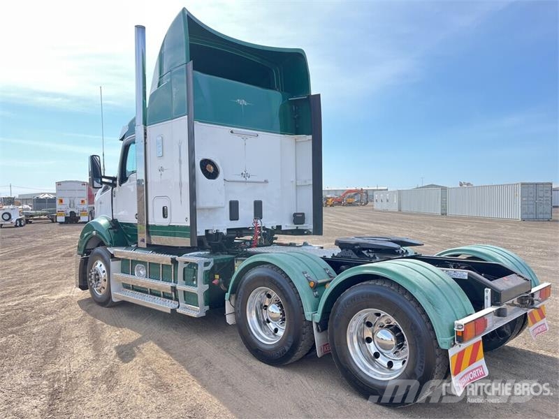 Kenworth T610 6x4 T/A Sleeper Truck Tractor Sadulveokid