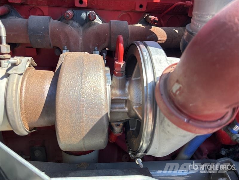Kenworth T659 6x4 T/A Sleeper Truck Tractor Camiones tractor