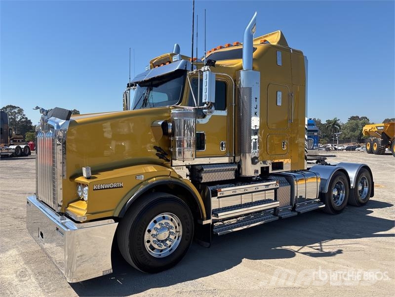Kenworth T659 6x4 T/A Sleeper Truck Tractor Camiones tractor