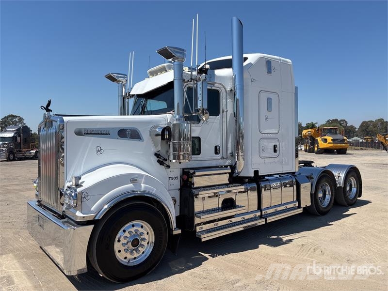 Kenworth T909 وحدات الجر