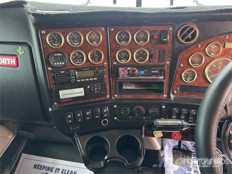 Kenworth T909 Trekkers