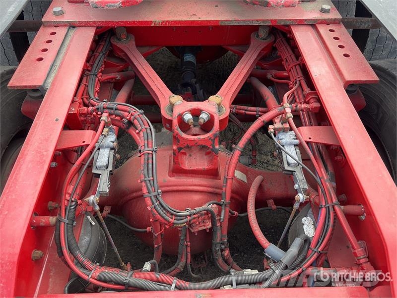 Kenworth T909 Trekkers