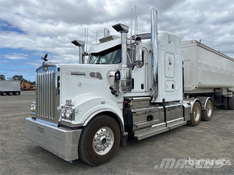 Kenworth T909 Sadulveokid