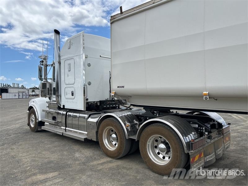 Kenworth T909 Sadulveokid