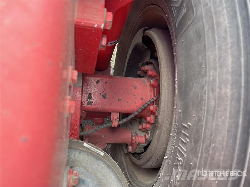 Kenworth T909 Trekkers