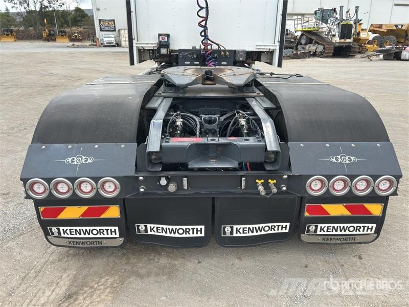 Kenworth T909 Çekiciler