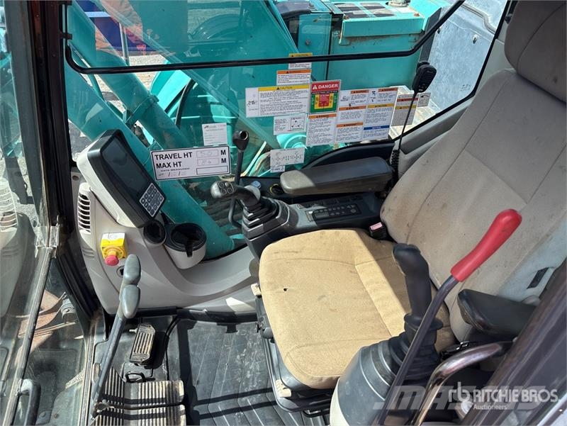 Kobelco SK135SR-3 Tracked Excavator Верижен екскаватор