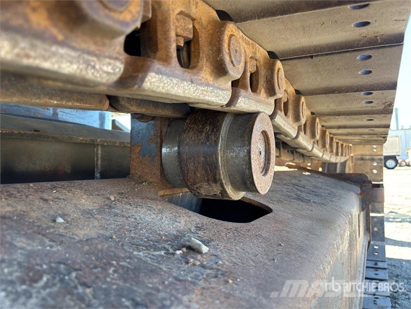 Kobelco SK135SR-7 Tracked Excavator Crawler excavators