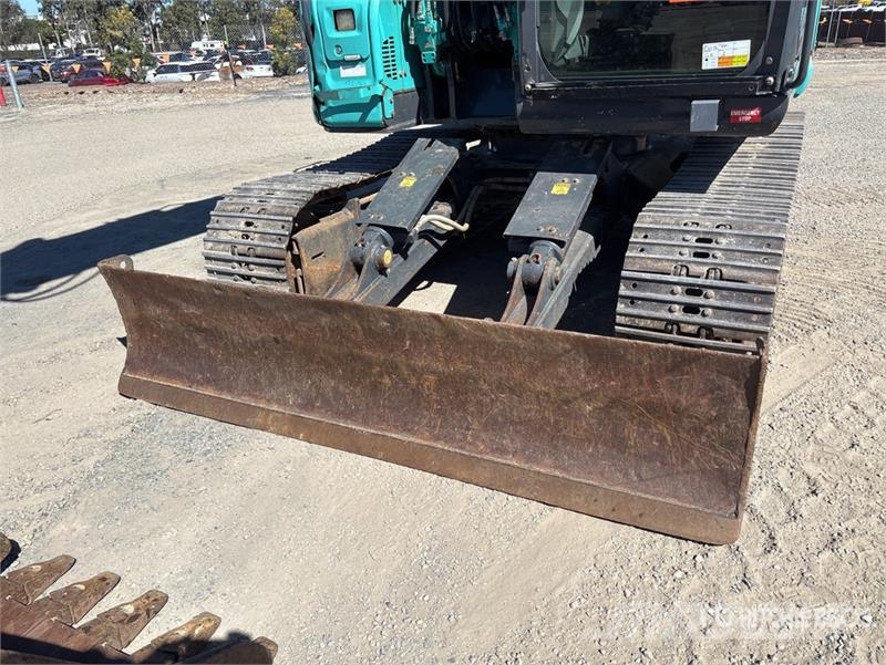 Kobelco SK135SR-7 Tracked Excavator Crawler excavators