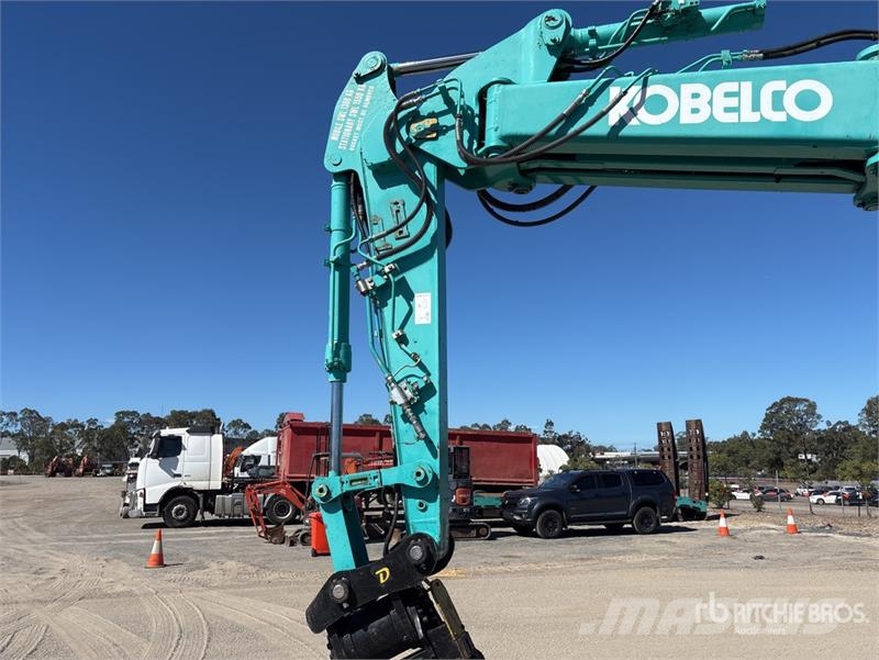 Kobelco SK135SR-7 Tracked Excavator Crawler excavators
