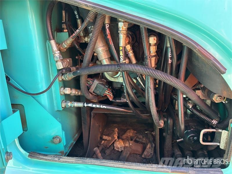 Kobelco SK135SR-7 Tracked Excavator Crawler excavators