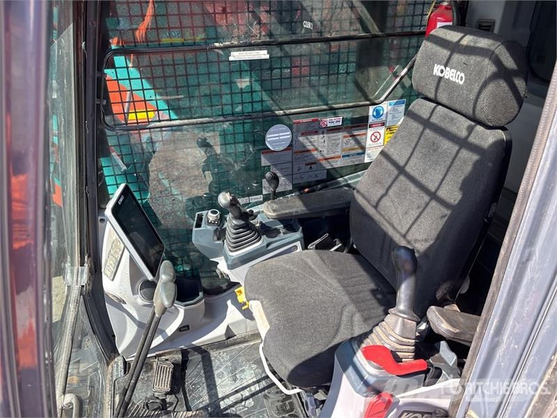 Kobelco SK135SR-7 Tracked Excavator Crawler excavators