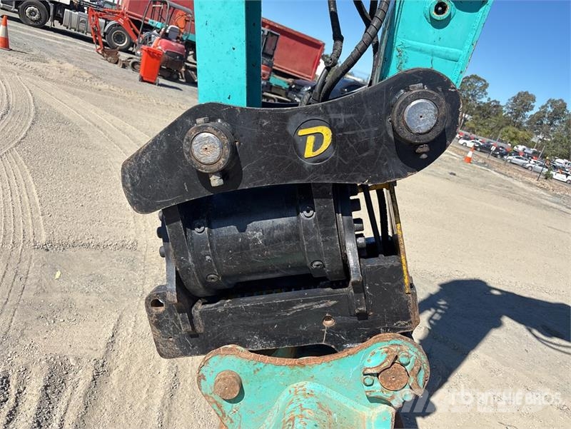 Kobelco SK135SR-7 Tracked Excavator Crawler excavators