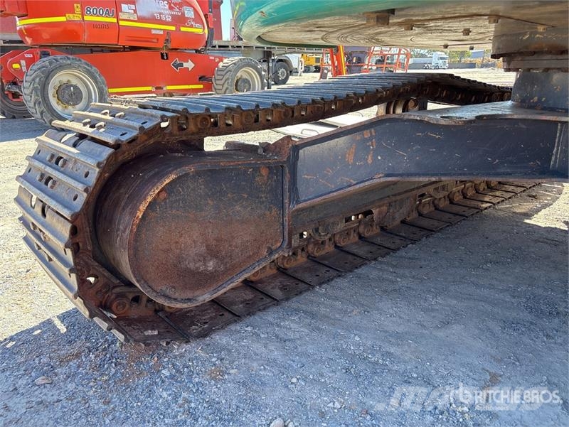 Kobelco SK135SR-7 Tracked Excavator Crawler excavators