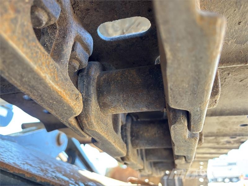 Kobelco SK135SR-7 Tracked Excavator Crawler excavators