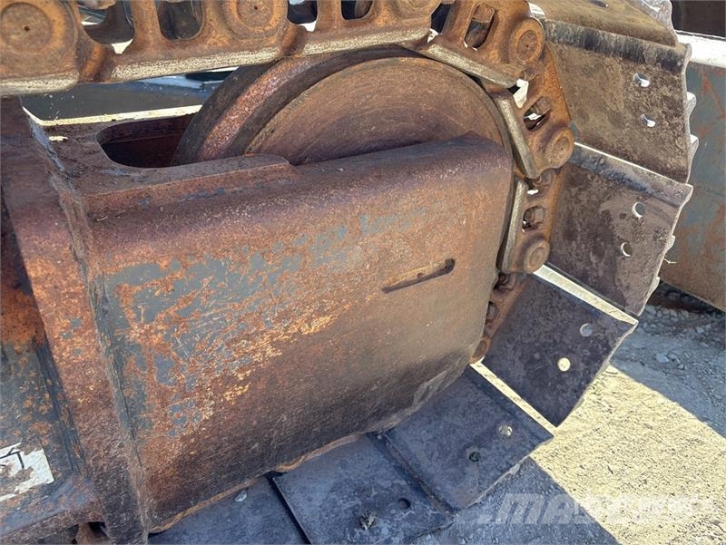 Kobelco SK135SR-7 Tracked Excavator Crawler excavators