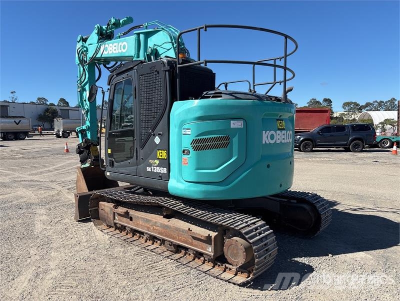 Kobelco SK135SR-7 Tracked Excavator Crawler excavators