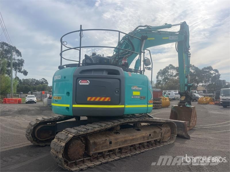 Kobelco SK235SR Tracked Excavator Raupenbagger