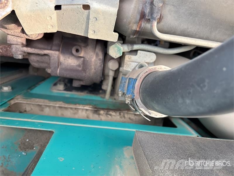 Kobelco SK235SR Tracked Excavator Raupenbagger