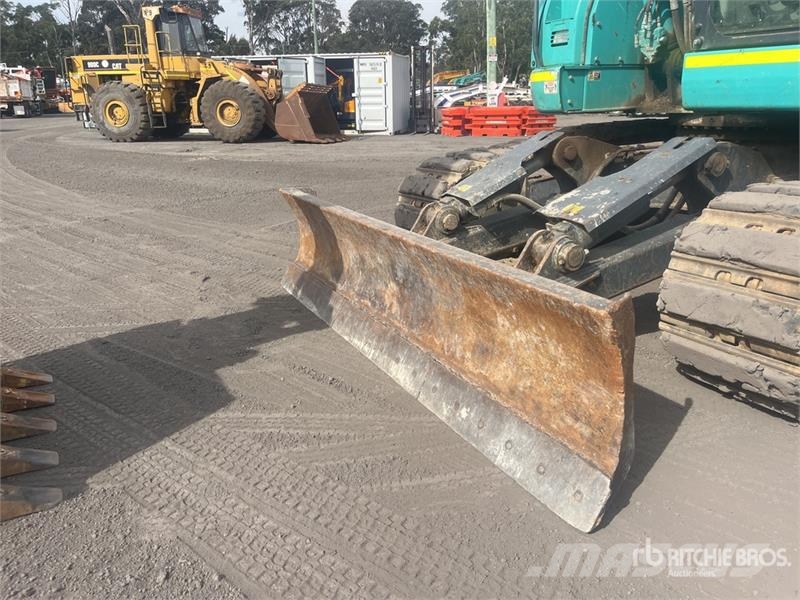 Kobelco SK235SR Tracked Excavator Raupenbagger