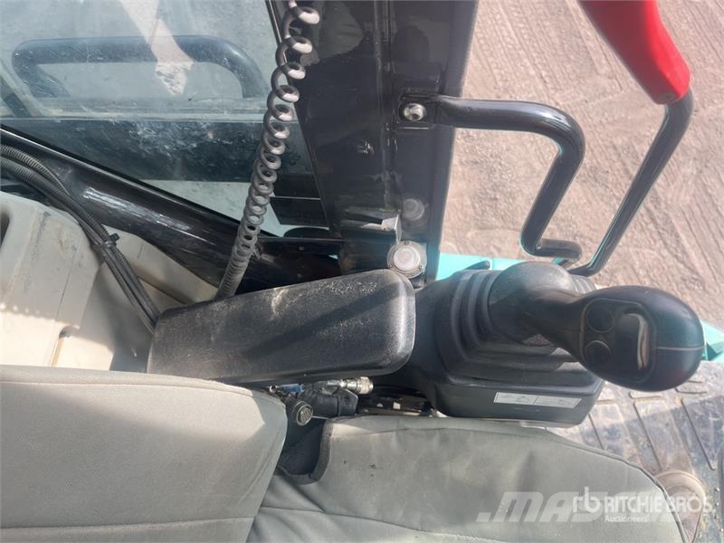 Kobelco SK235SR Tracked Excavator Raupenbagger