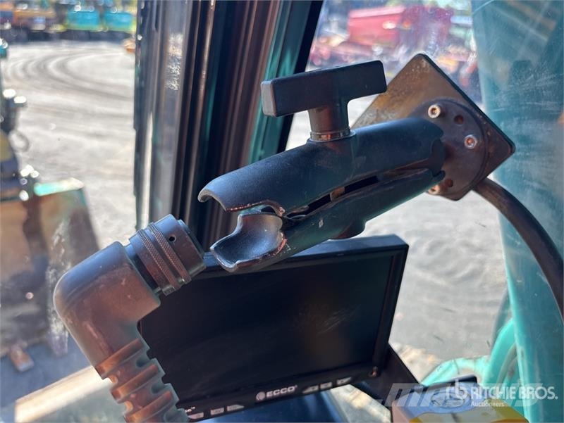 Kobelco SK235SR Tracked Excavator Excavadoras sobre orugas