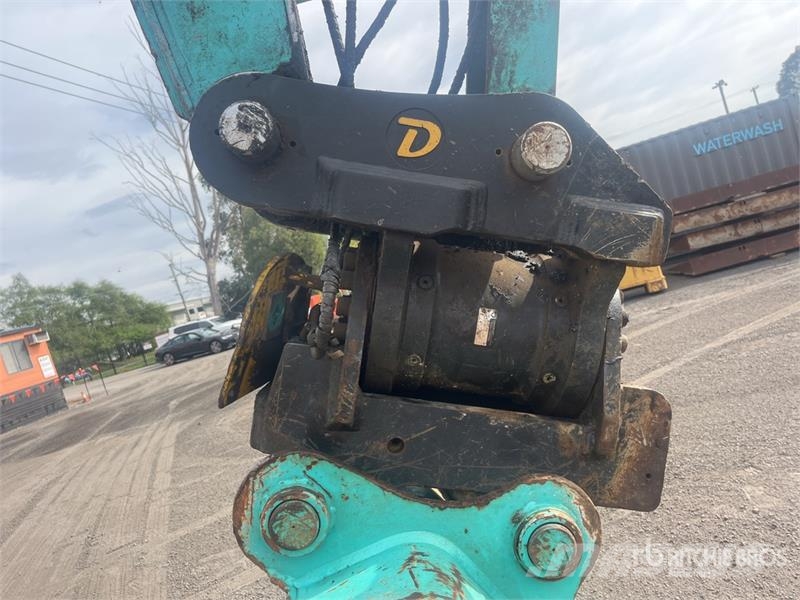 Kobelco SK235SR Tracked Excavator Raupenbagger