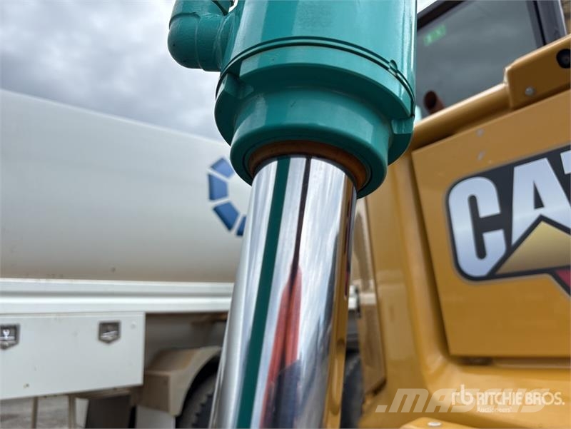 Kobelco SK80SR+-7 Tracked Excavator (Unused) حفارات زحافة