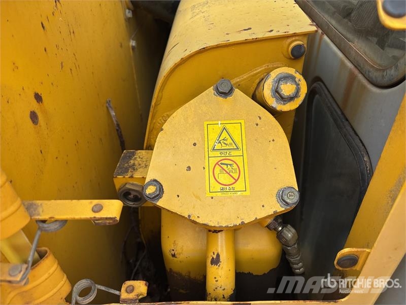 Komatsu CD60R-1 6 t Crawler Dumper Site dumpers