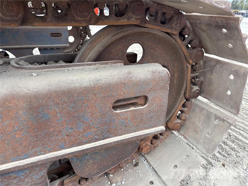 Komatsu CD60R-1 6 t Swivel Crawler Dumper Site dumpers