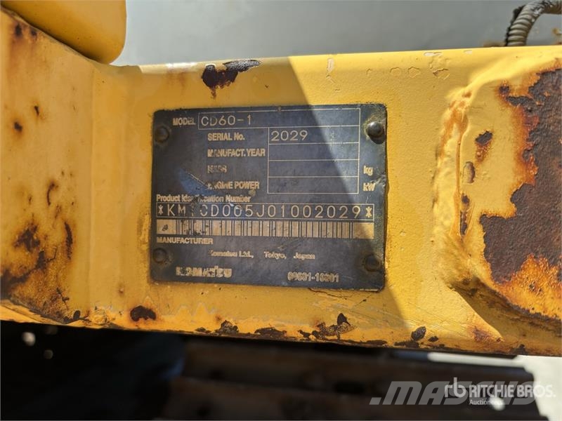 Komatsu CD60R-1 6 t Swivel Crawler Dumper Site dumpers