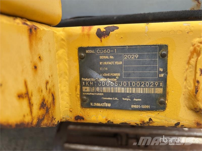Komatsu CD60R-1 6 t Swivel Crawler Dumper Site dumpers