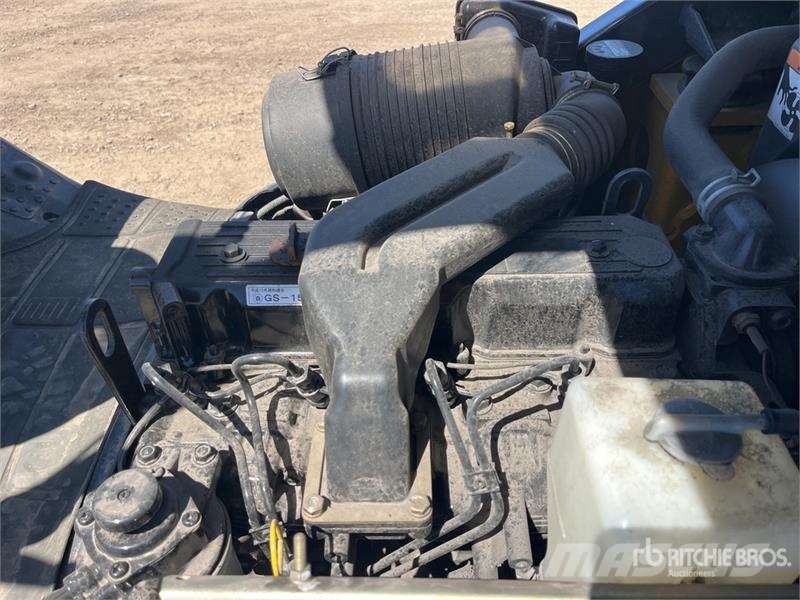 Komatsu FD25T-16 شاحنات ذات رافعات شوكية - أخرى