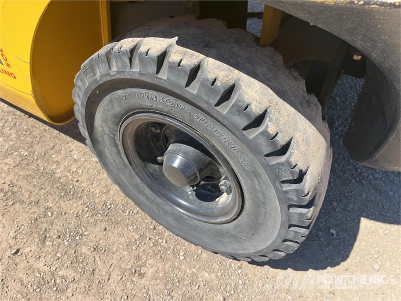 Komatsu FD25T-16 شاحنات ذات رافعات شوكية - أخرى