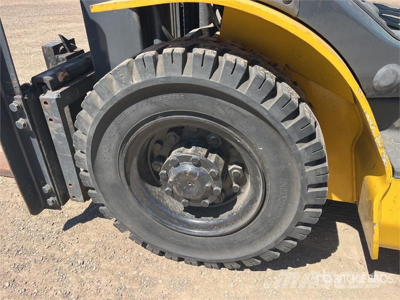 Komatsu FD25T-16 شاحنات ذات رافعات شوكية - أخرى