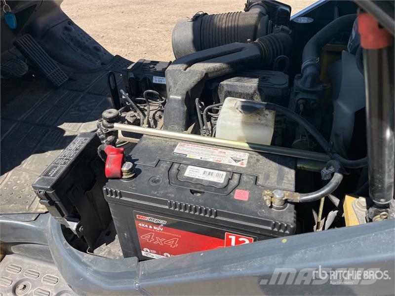 Komatsu FD25T-16 شاحنات ذات رافعات شوكية - أخرى