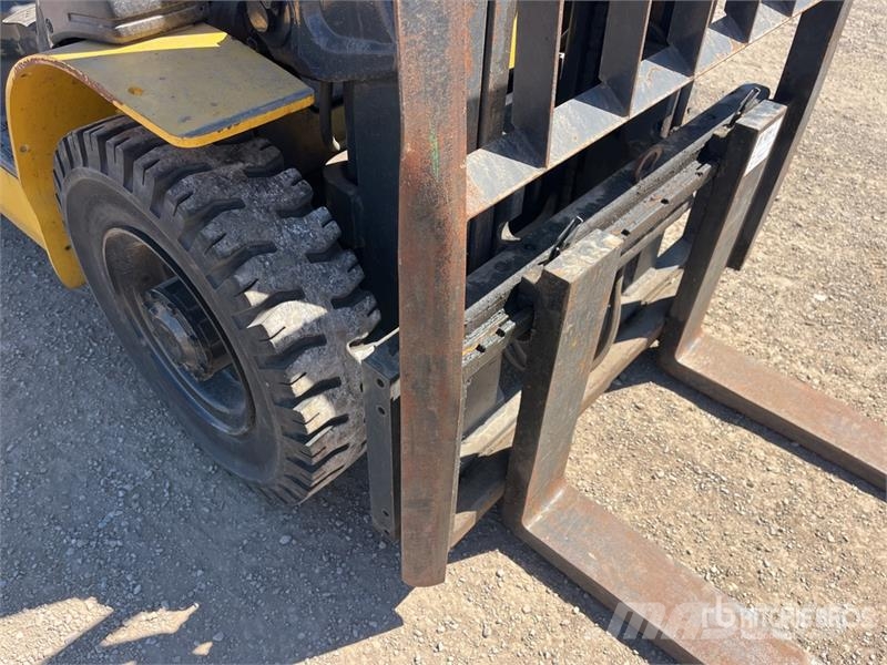 Komatsu FD25T-16 شاحنات ذات رافعات شوكية - أخرى