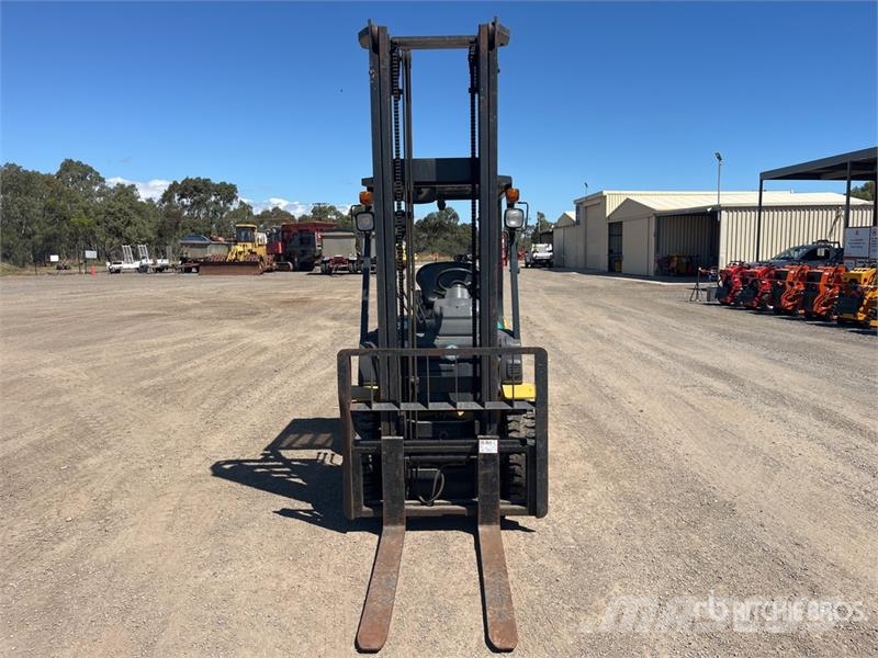 Komatsu FD25T-16 شاحنات ذات رافعات شوكية - أخرى