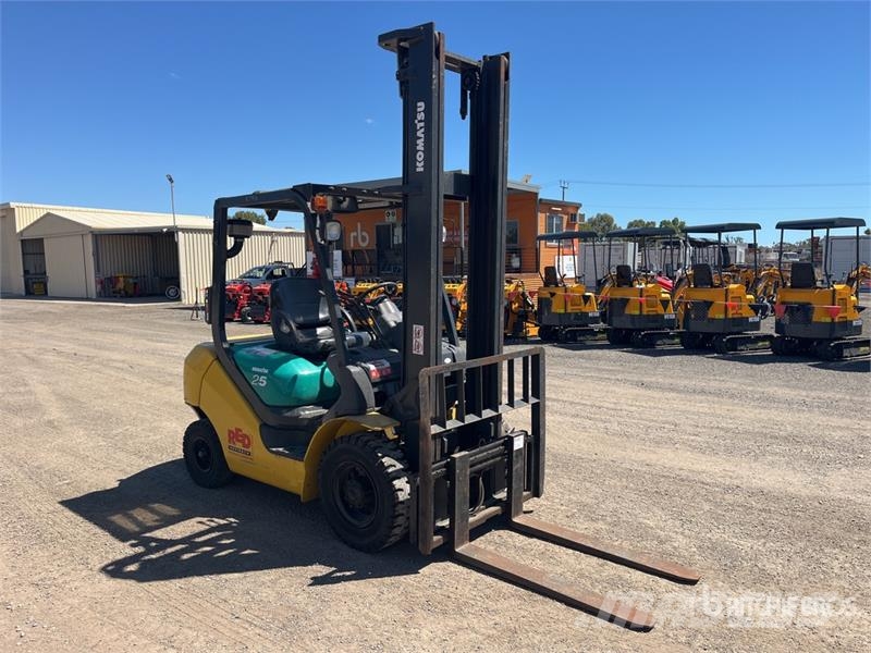 Komatsu FD25T-16 شاحنات ذات رافعات شوكية - أخرى
