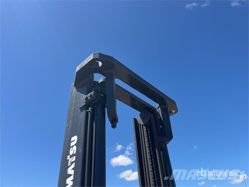 Komatsu FD25T-16 شاحنات ذات رافعات شوكية - أخرى