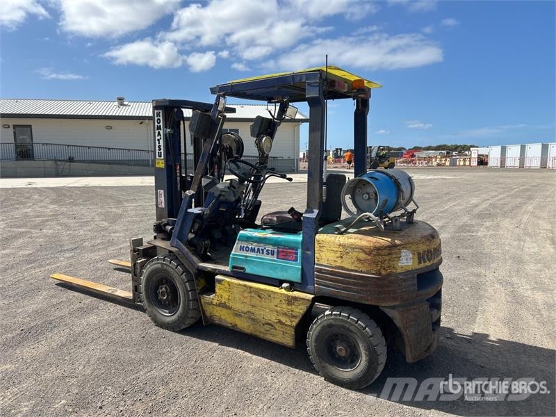 Komatsu FG25T-11 Wózki widłowe inne